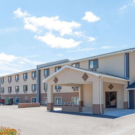 Super 8 By Wyndham Bath Hammondsport Area Motel Exterior photo