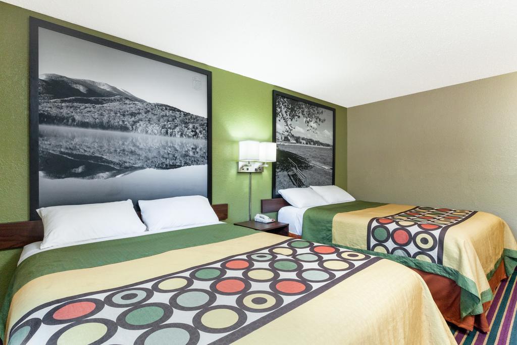 Super 8 By Wyndham Bath Hammondsport Area Motel Room photo